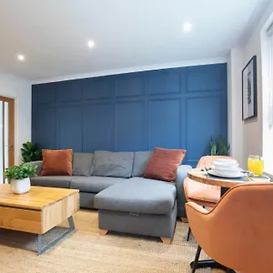 https://villa-beautiful-victoria-retreat.tophotelsbath.com